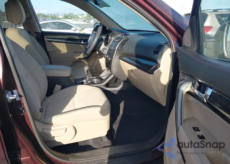 2013 Kia Sorento Lx from USA, damaged, VIN 5XYKT3A11DG366803